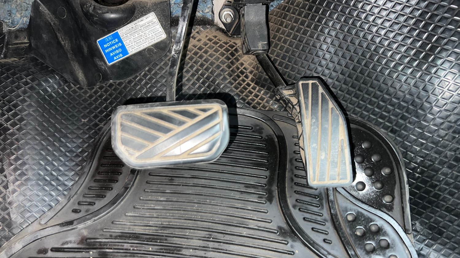 Used 2020 Maruti Suzuki Baleno Alpha Automatic Petrol Automatic interior PEDALS VIEW