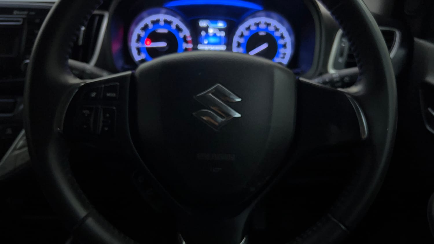 Used 2017 Maruti Suzuki Baleno Zeta 1.2 AT Petrol Automatic top_features Airbags
