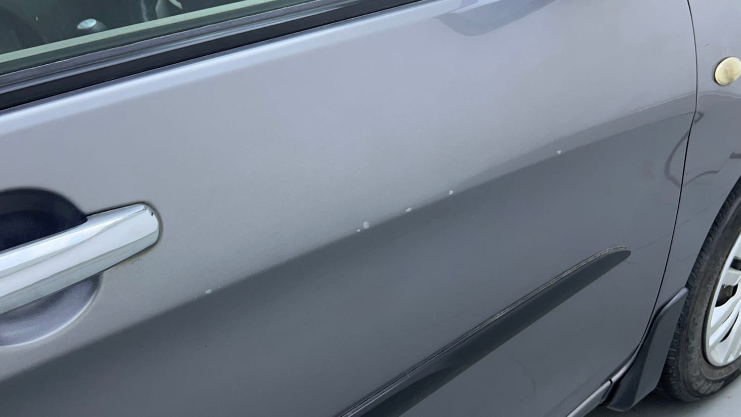 Used 2016 Maruti Suzuki Celerio VXi Petrol Manual dents MINOR SCRATCH