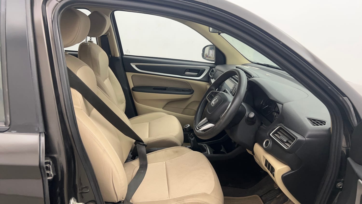 Used 2021 Honda Amaze VX MT 1.2 Petrol Petrol Manual interior RIGHT SIDE FRONT DOOR CABIN VIEW