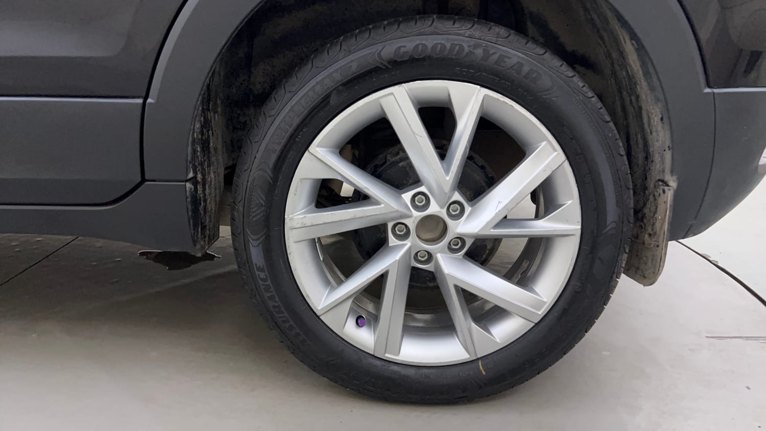Used 2024 Skoda Kushaq Style 1.5L TSI DSG Petrol Automatic tyres LEFT REAR TYRE RIM VIEW