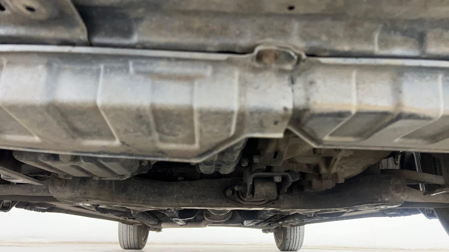 Used 2013 Hyundai Verna Fluidic 1.6 VTVT SX Petrol Manual extra FRONT LEFT UNDERBODY VIEW