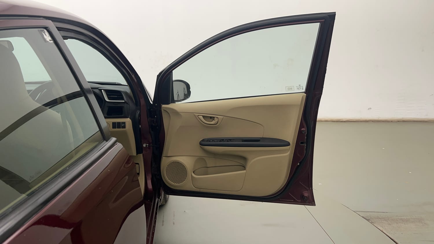 Used 2017 Honda Amaze 1.2 S i-VTEC Petrol Manual interior RIGHT FRONT DOOR OPEN VIEW