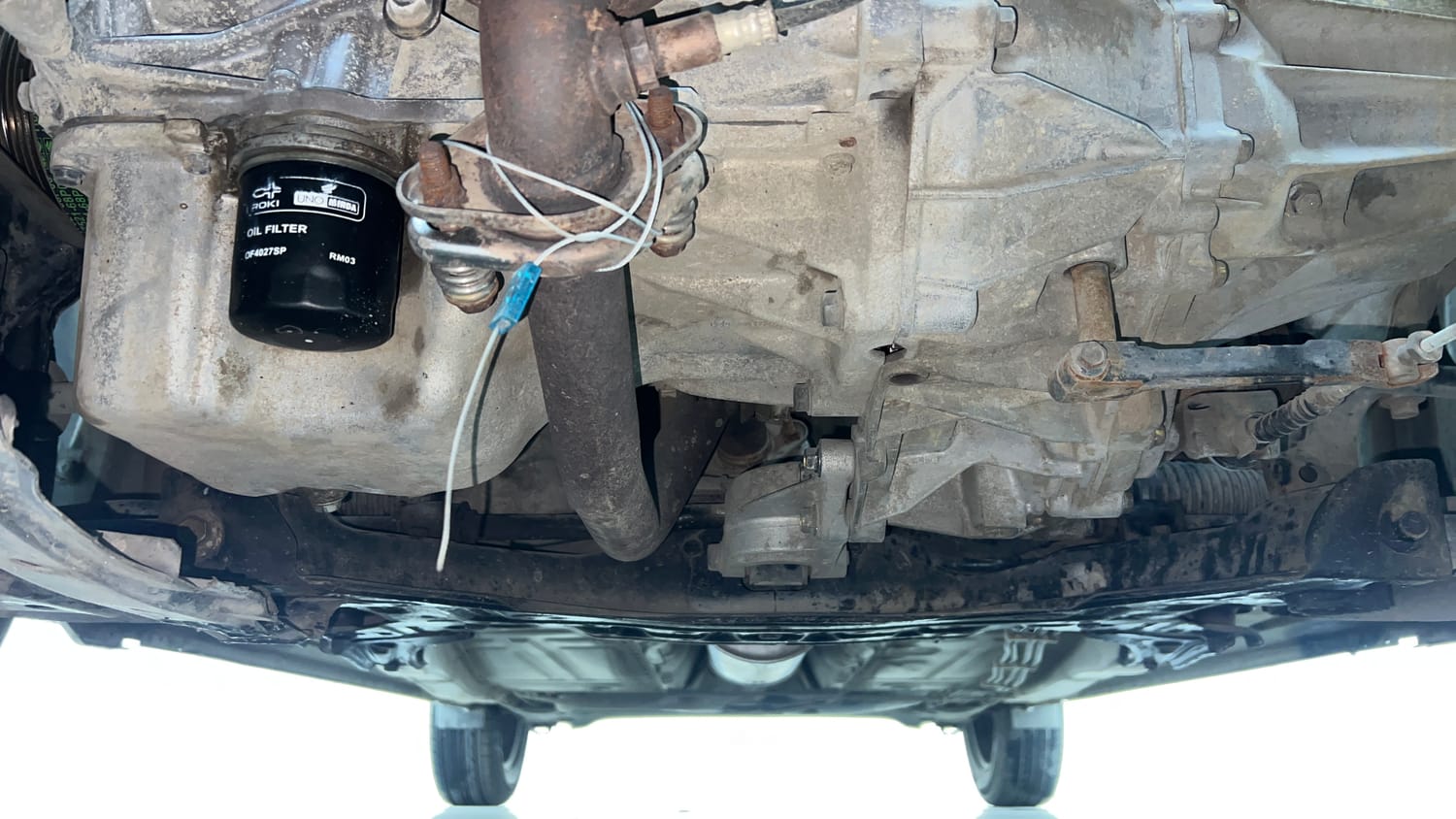 Used 2017 Maruti Suzuki Baleno Delta 1.2 Petrol Manual extra FRONT LEFT UNDERBODY VIEW