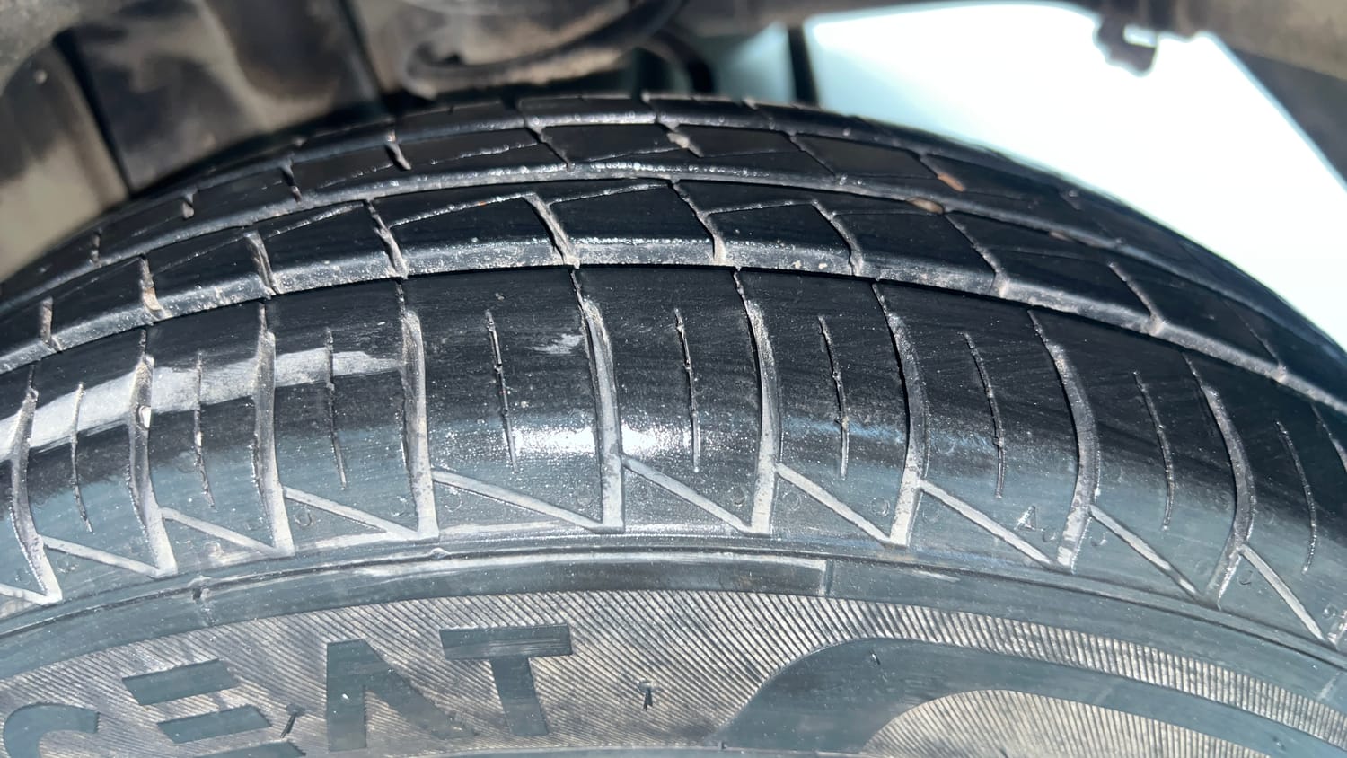 Used 2020 Maruti Suzuki Alto 800 VXi Petrol Manual tyres LEFT REAR TYRE TREAD VIEW
