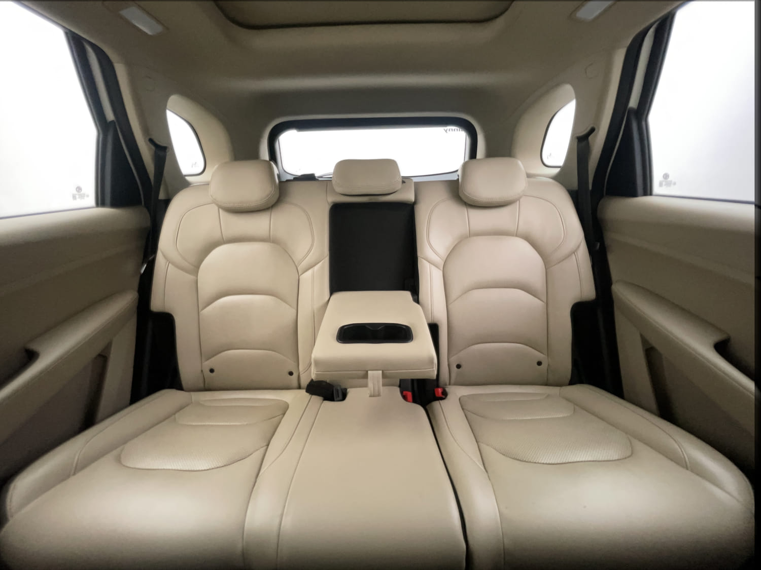 Used 2021 MG Motors Hector Sharp 1.5 Petrol CVT Petrol Automatic interior REAR SEAT CONDITION VIEW