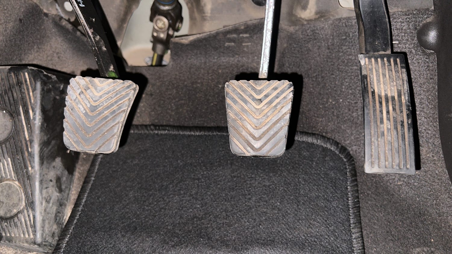 Used 2012 Hyundai i20 Asta 1.2 Petrol Manual interior PEDALS VIEW