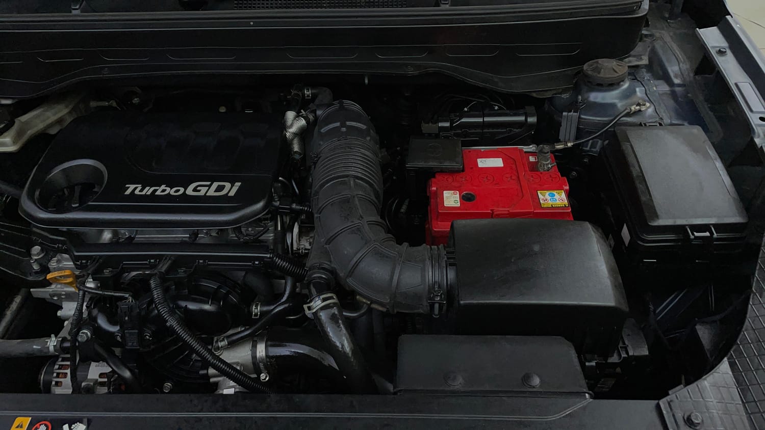 Used 2019 Hyundai Venue SX Plus 1.0 Turbo DCT Petrol Automatic engine ENGINE LEFT SIDE VIEW