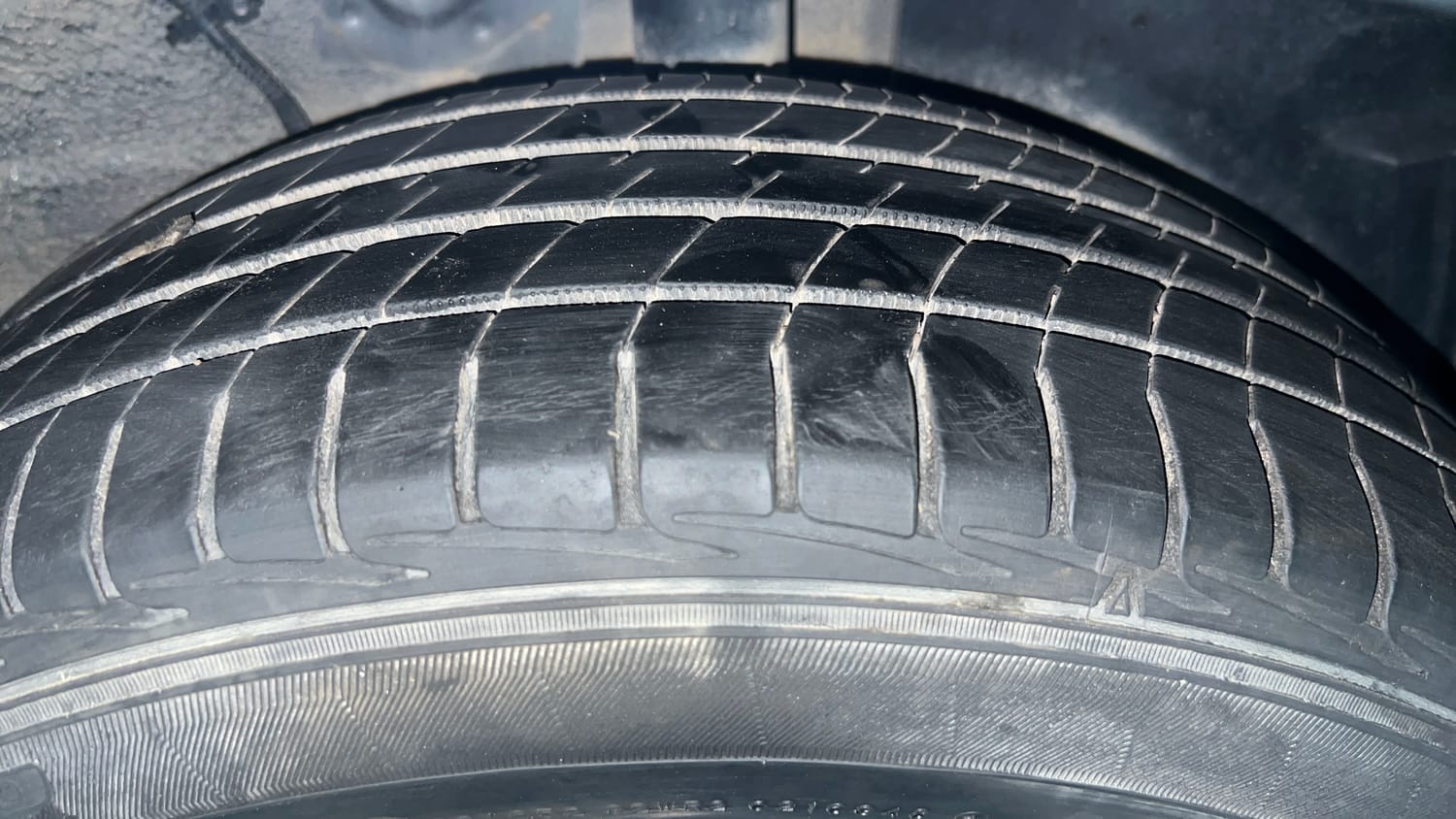 Used 2024 Tata Altroz XZ iCNG Cng Manual tyres LEFT REAR TYRE TREAD VIEW