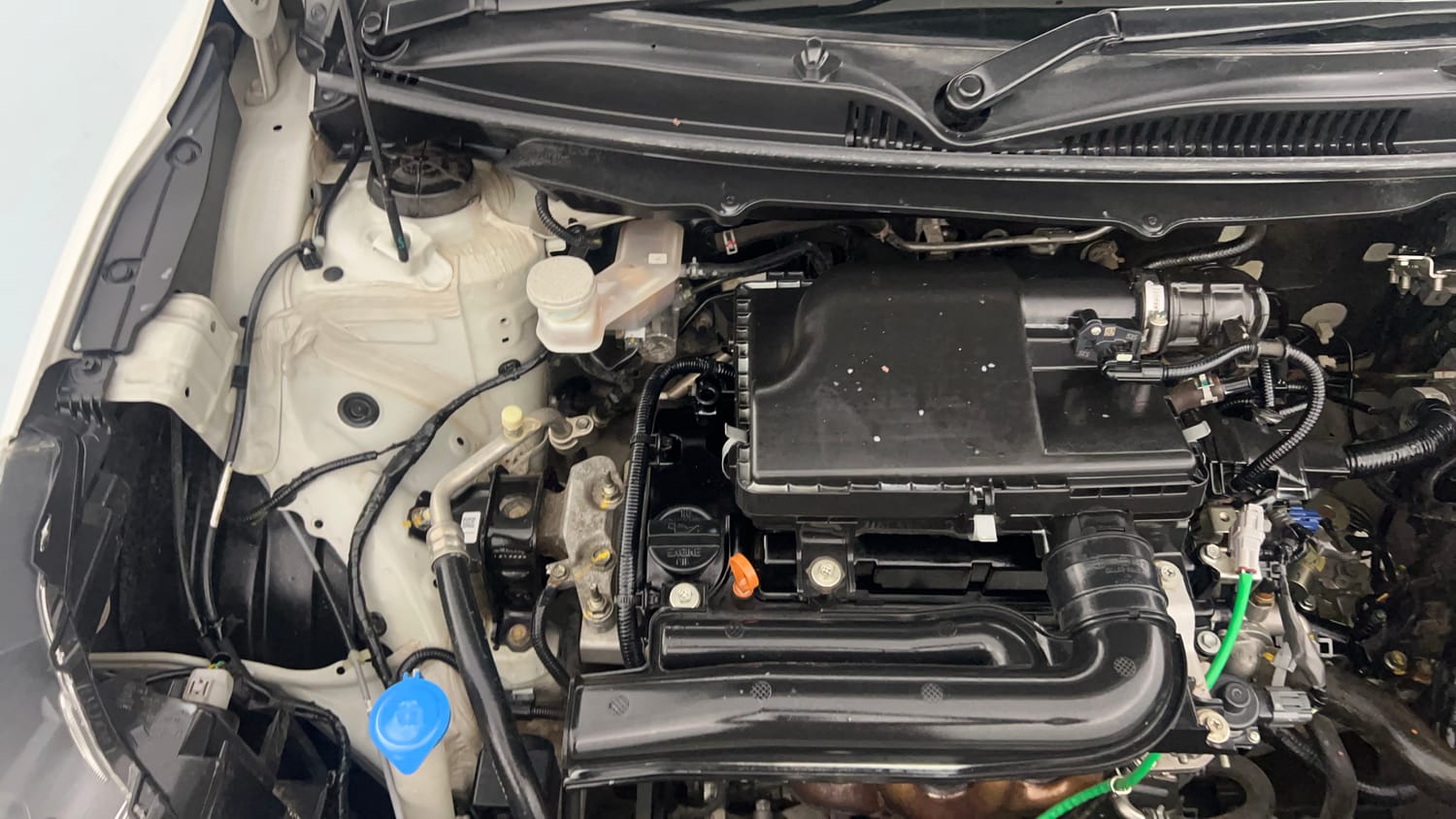 Used 2024 Maruti Suzuki Baleno Alpha MT Petrol Manual engine ENGINE RIGHT SIDE VIEW