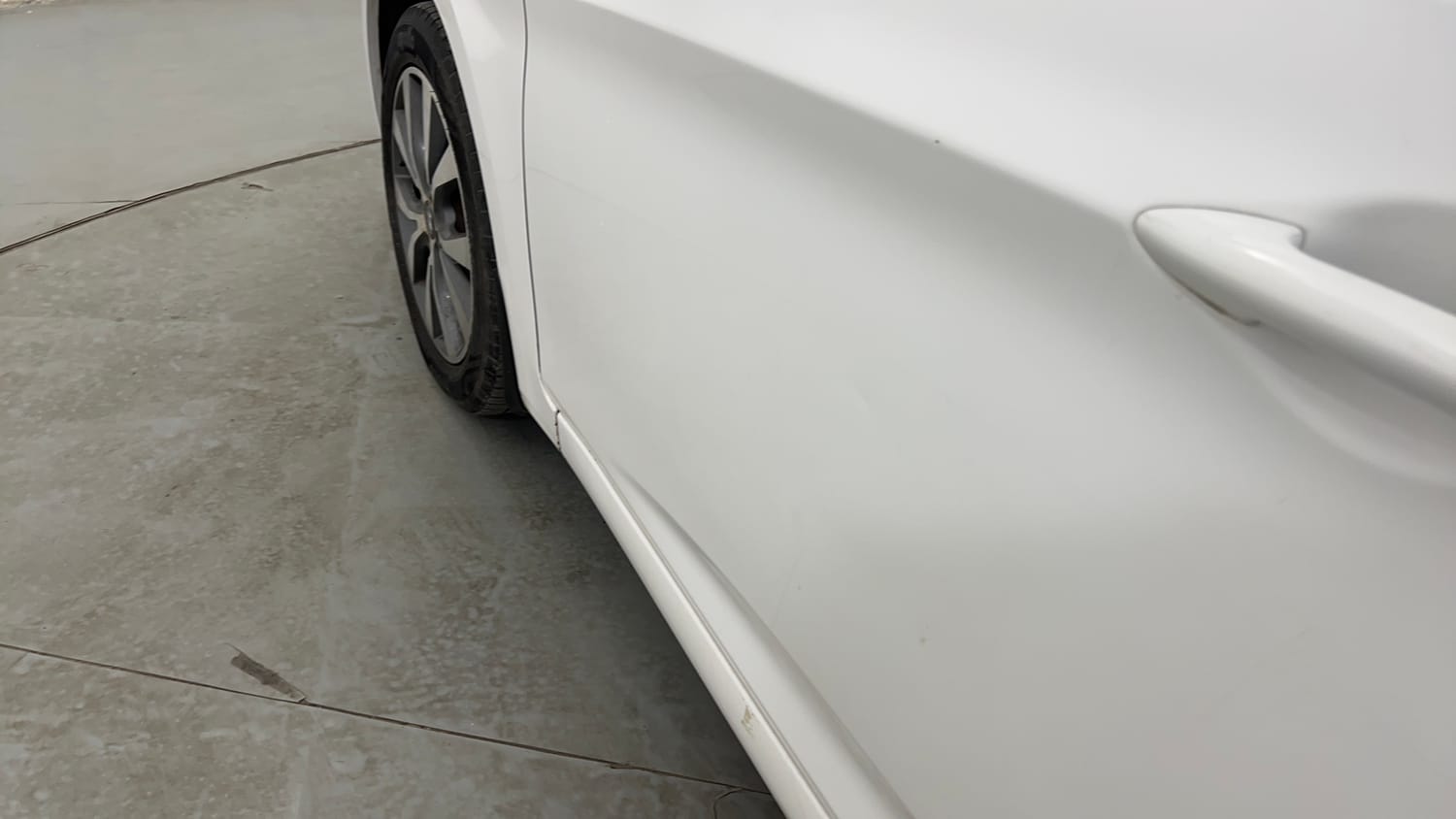 Used 2013 Hyundai Verna Fluidic 1.6 VTVT SX Petrol Manual dents MINOR DENT