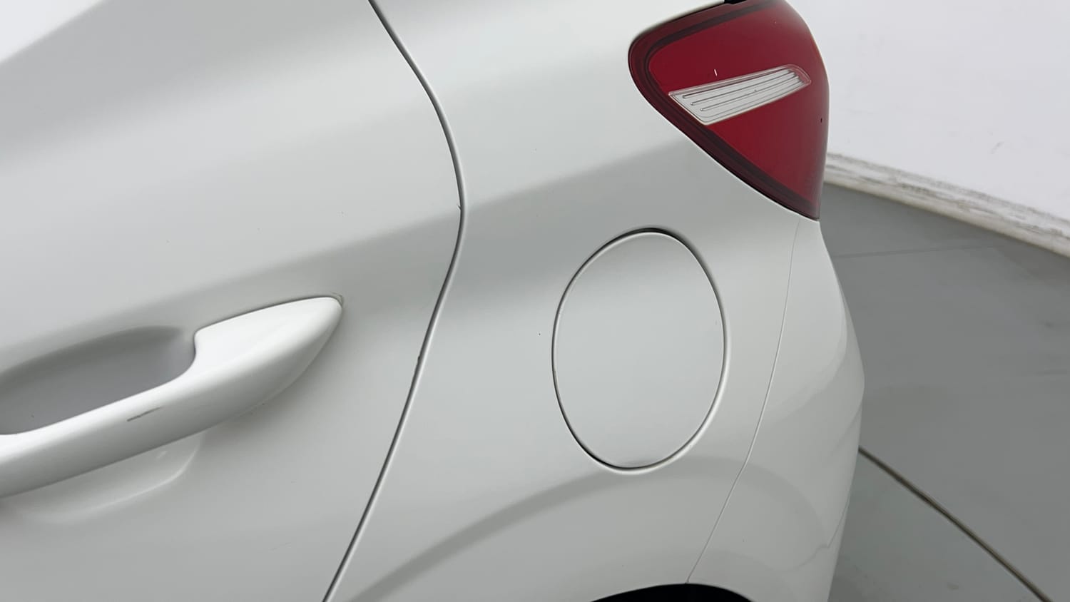 Used 2022 Hyundai Grand i10 Nios Sportz 1.2 Kappa VTVT CNG Cng Manual dents MINOR SCRATCH