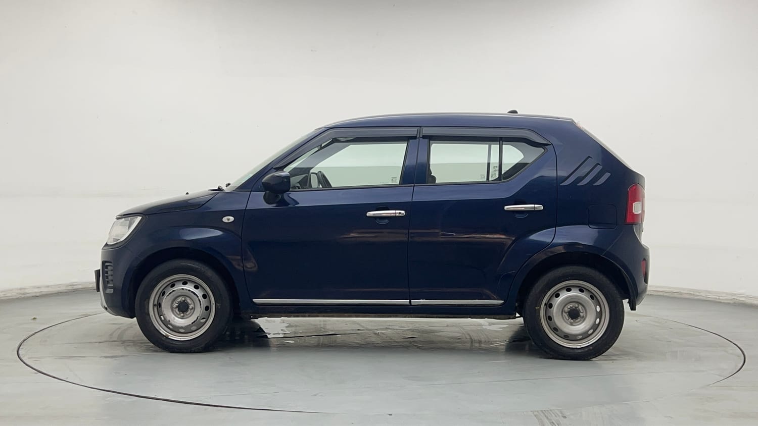 Used 2024 Maruti Suzuki Ignis Sigma 1.2 MT Petrol Manual exterior LEFT SIDE VIEW