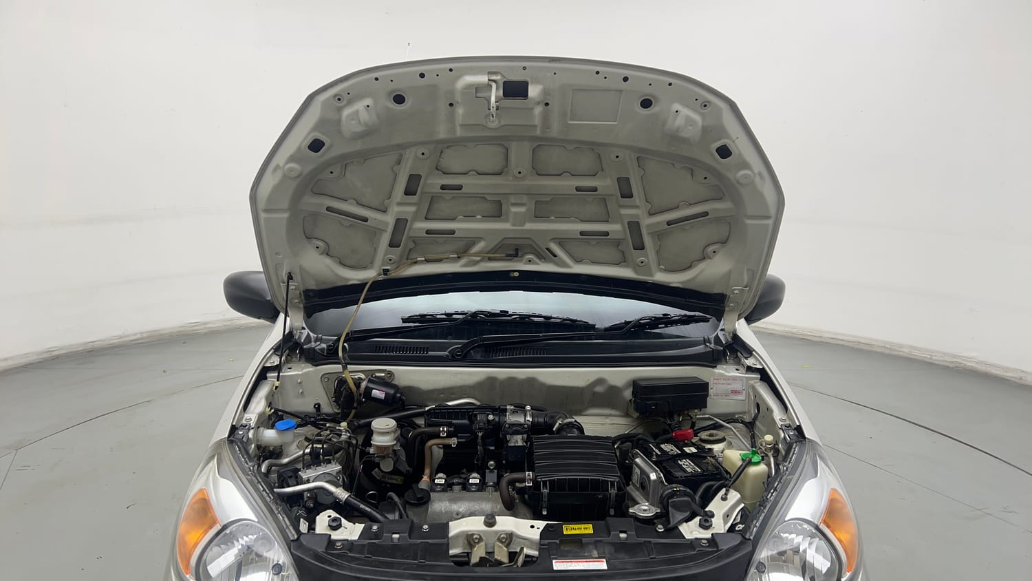 Used 2020 Maruti Suzuki Alto 800 VXi Petrol Manual engine ENGINE & BONNET OPEN FRONT VIEW