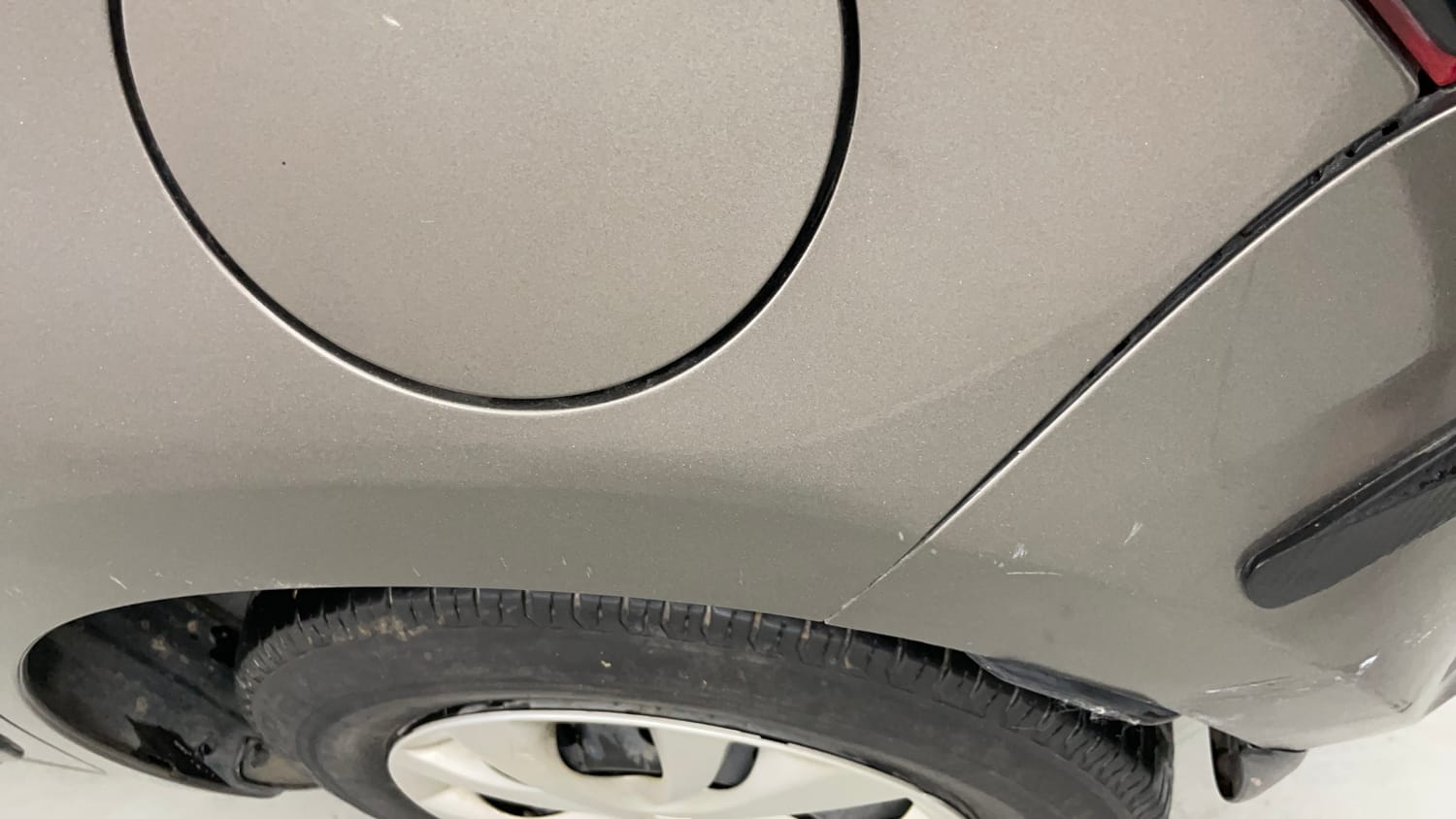 Used 2019 Maruti Suzuki Swift VXi AMT Petrol Automatic dents MINOR SCRATCH