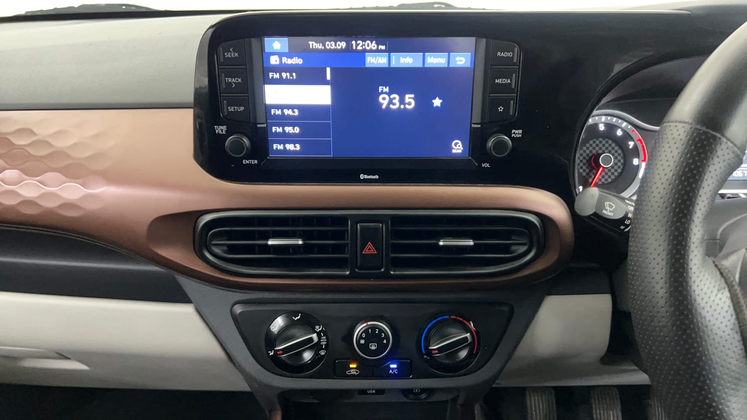 Used 2022 Hyundai Aura SX 1.2 Petrol Petrol Manual interior MUSIC SYSTEM & AC CONTROL VIEW