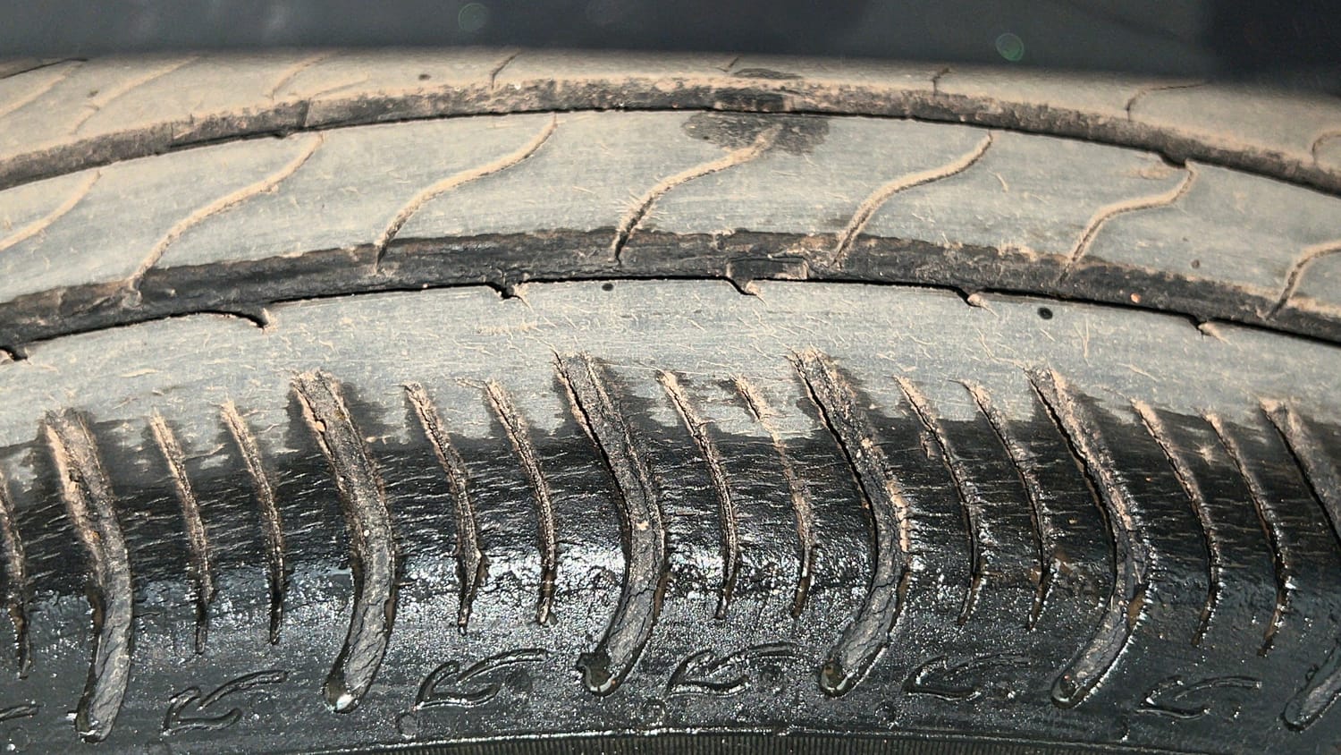 Used 2021 Honda Amaze VX MT 1.2 Petrol Petrol Manual tyres RIGHT FRONT TYRE TREAD VIEW