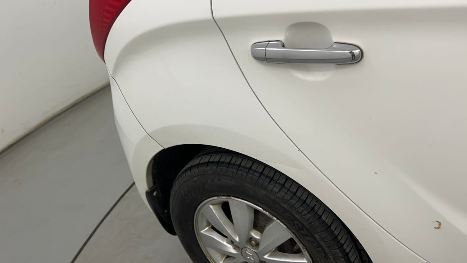 Used 2012 Hyundai i20 Asta 1.2 Petrol Manual dents MINOR SCRATCH