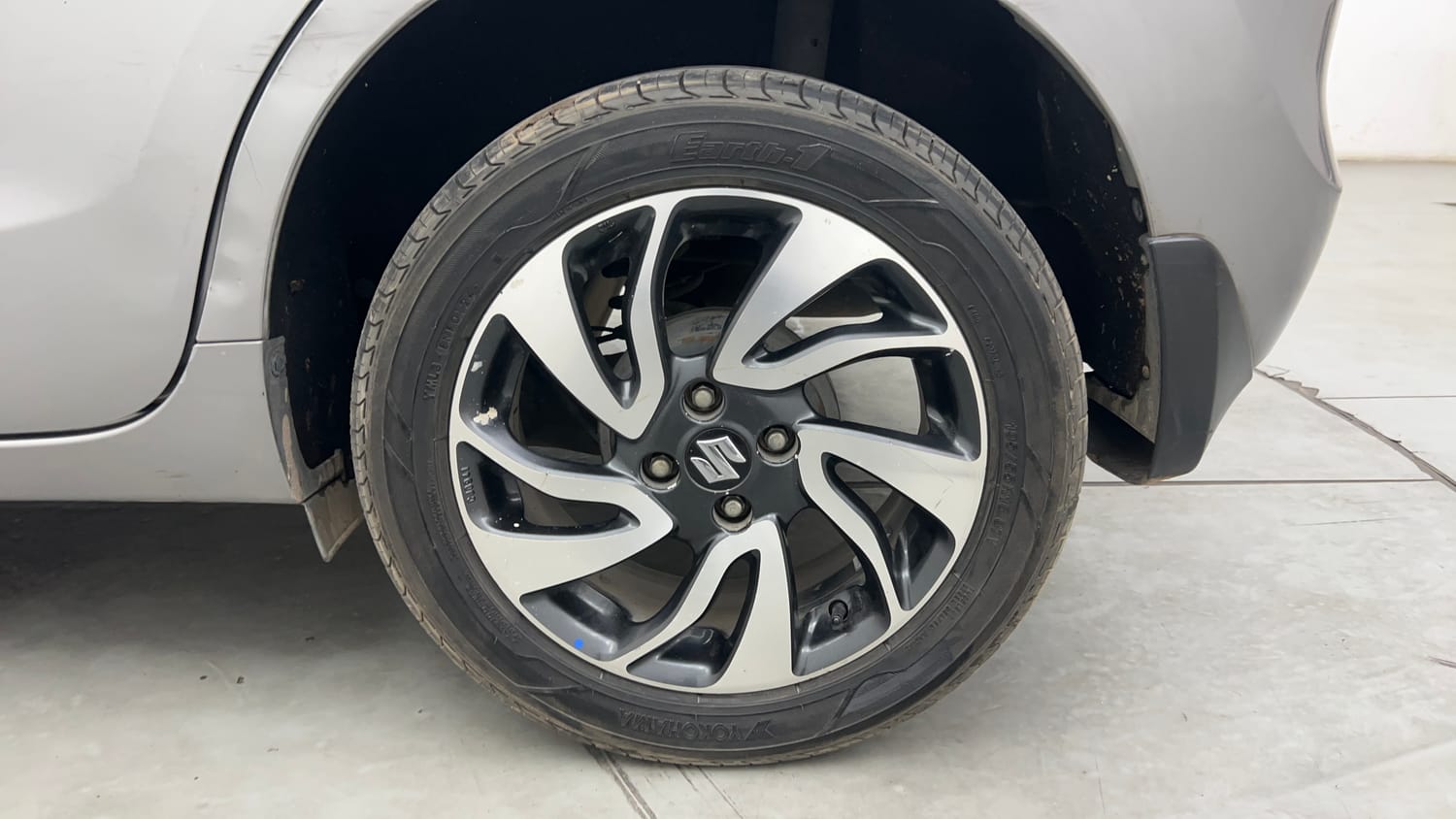 Used 2020 Maruti Suzuki Baleno Alpha Automatic Petrol Automatic tyres LEFT REAR TYRE RIM VIEW