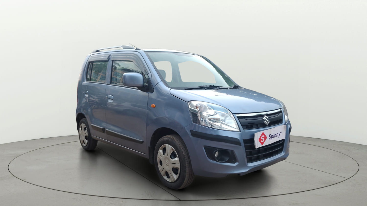 Used 2016 Maruti Suzuki Wagon R 1.0 VXI AMT Petrol Automatic exterior RIGHT FRONT CORNER VIEW