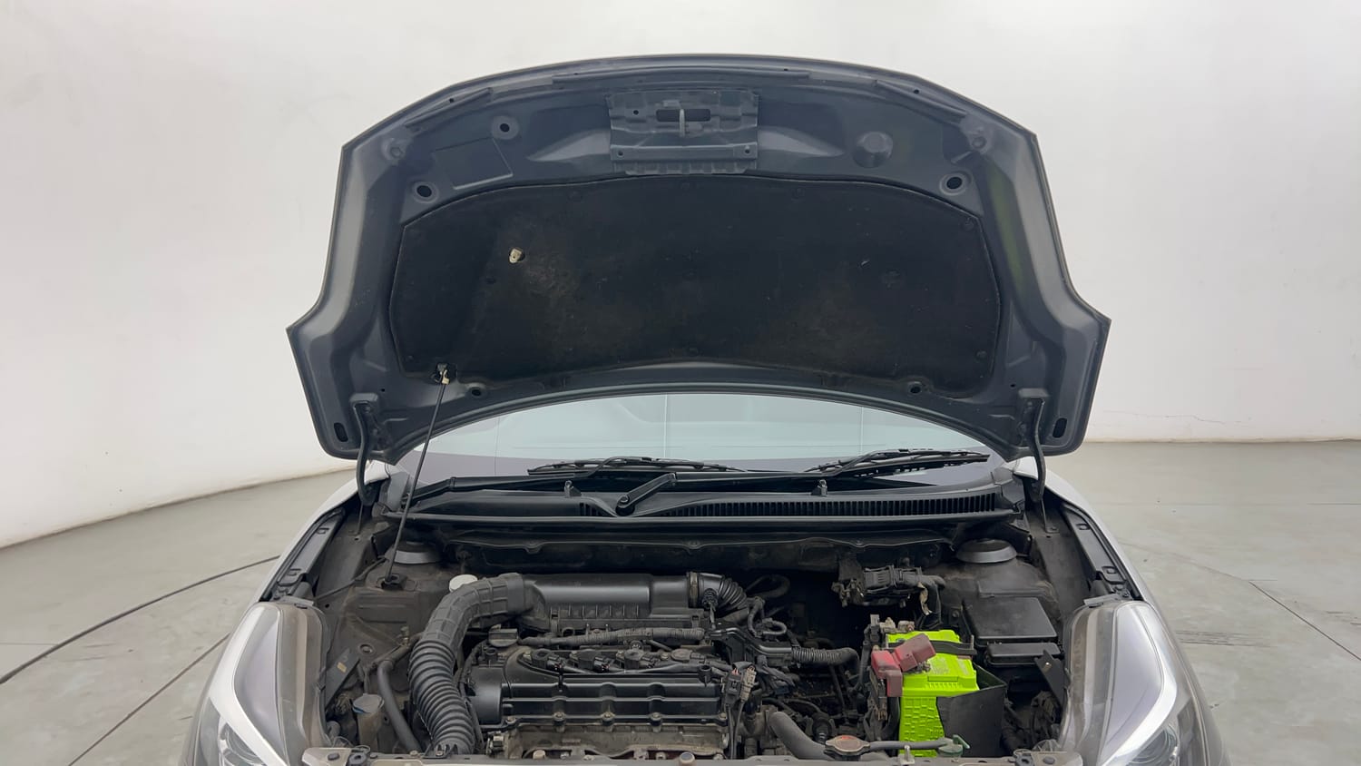 Used 2020 Maruti Suzuki Baleno Alpha Automatic Petrol Automatic engine ENGINE & BONNET OPEN FRONT VIEW