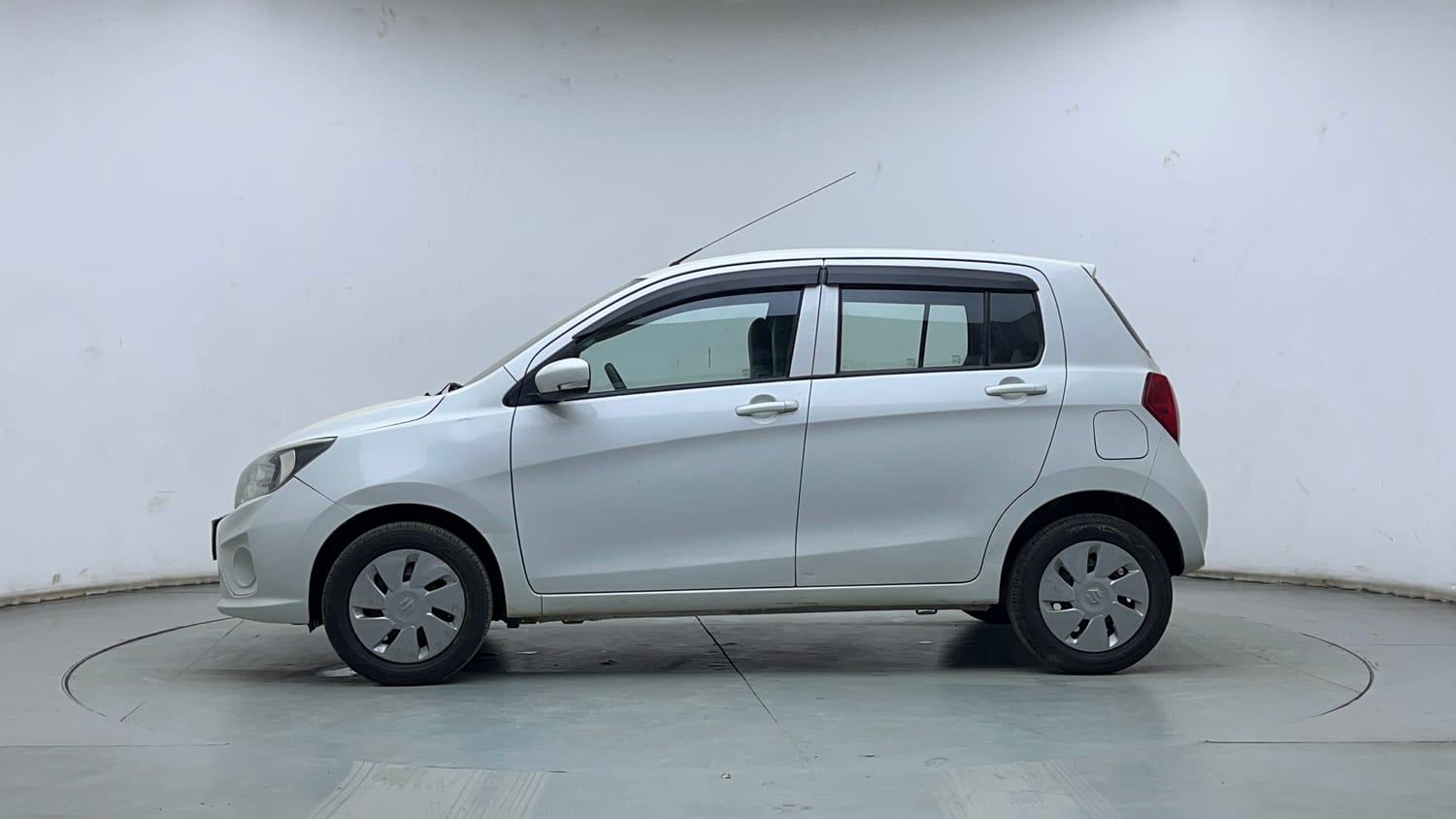Used 2018 Maruti Suzuki Celerio ZXi (O) AMT Petrol Automatic exterior LEFT SIDE VIEW