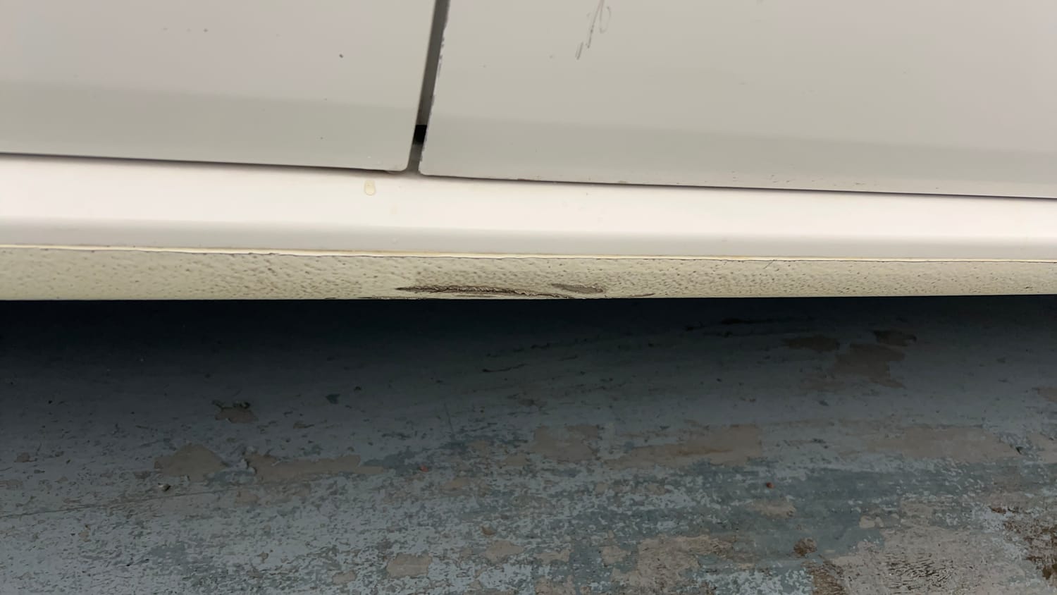 Used 2014 Volkswagen Polo Highline1.2L (P) Petrol Manual dents MINOR SCRATCH