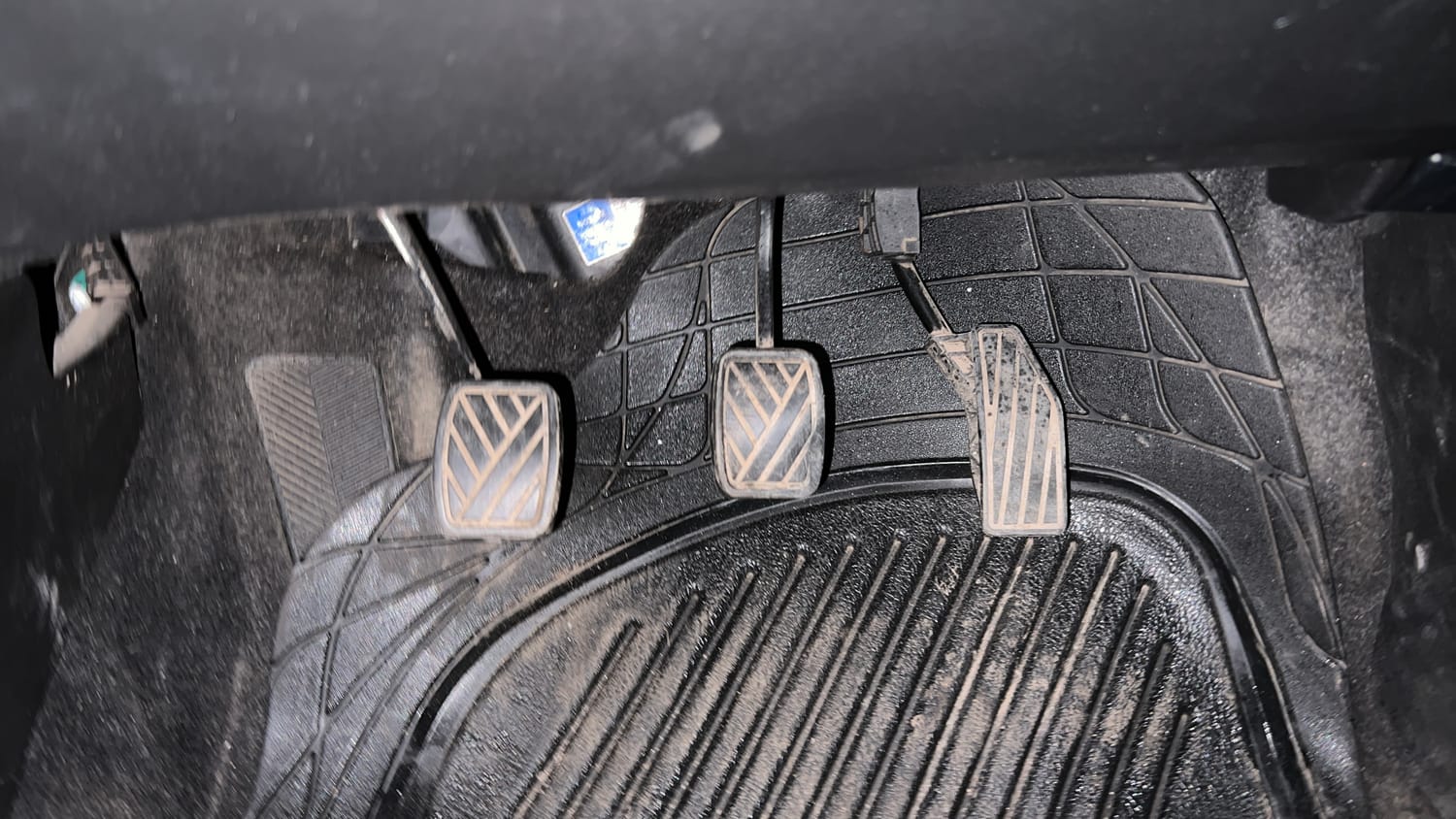 Used 2017 Maruti Suzuki Baleno Zeta 1.2 Petrol Manual interior PEDALS VIEW