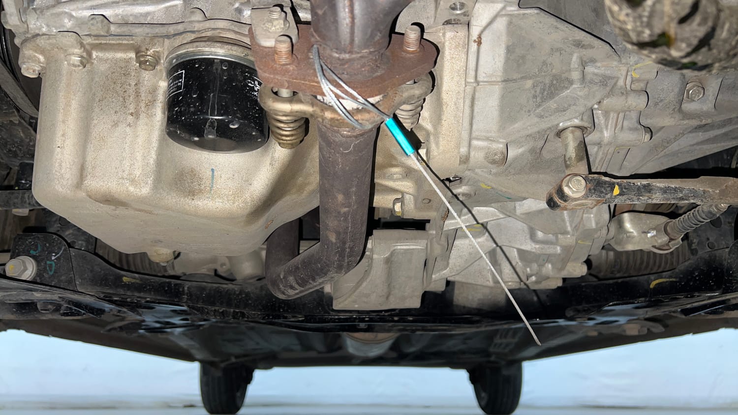 Used 2023 Maruti Suzuki Wagon R VXI 1.0 Petrol Manual extra FRONT LEFT UNDERBODY VIEW