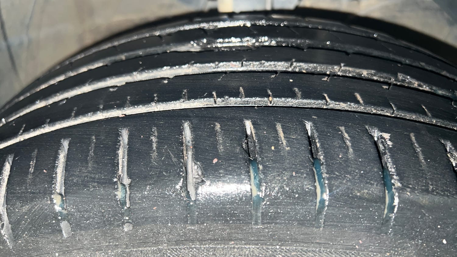 Used 2024 Maruti Suzuki Baleno Alpha MT Petrol Manual tyres RIGHT FRONT TYRE TREAD VIEW