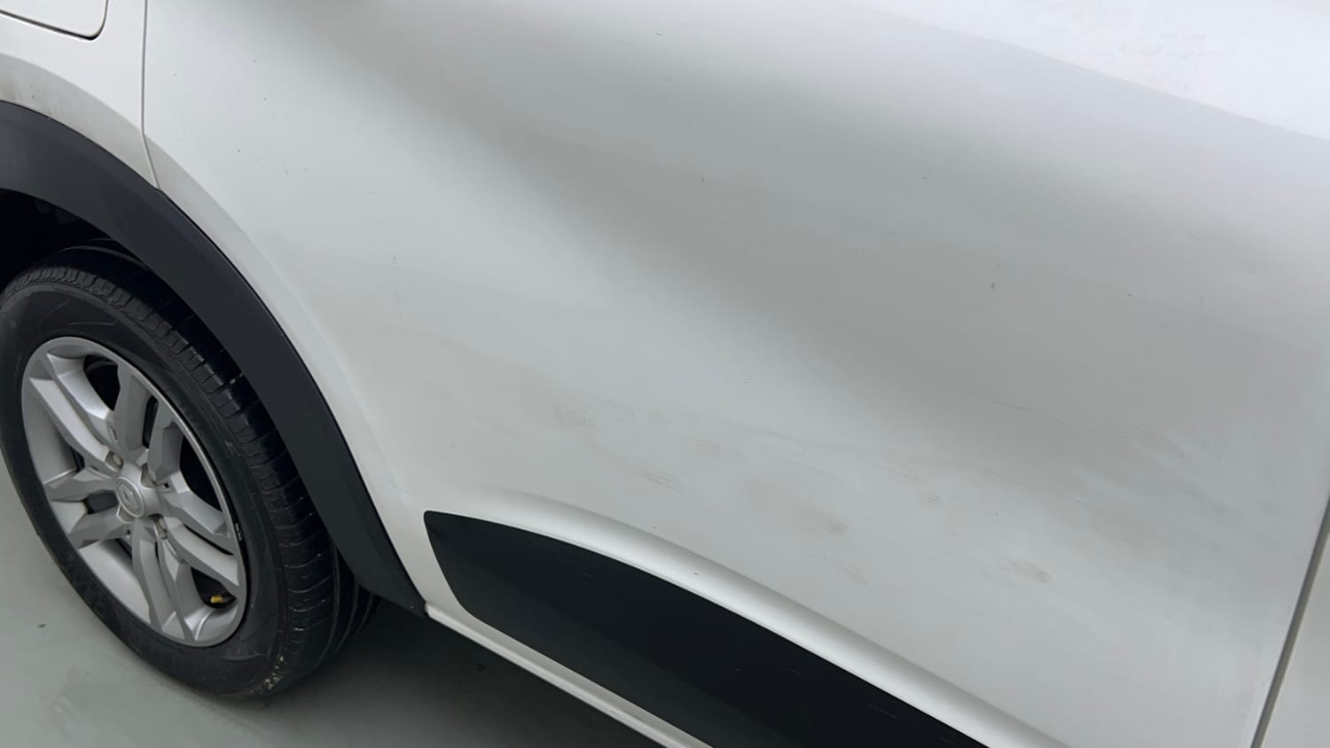 Used 2021 Renault Triber RXZ Petrol Manual dents MINOR SCRATCH