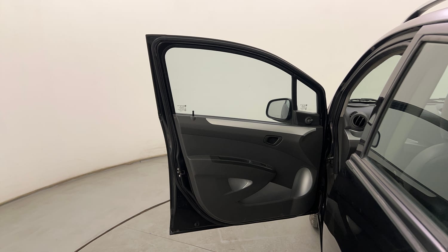 Used 2014 Chevrolet Beat LT Petrol Petrol Manual interior LEFT FRONT DOOR OPEN VIEW