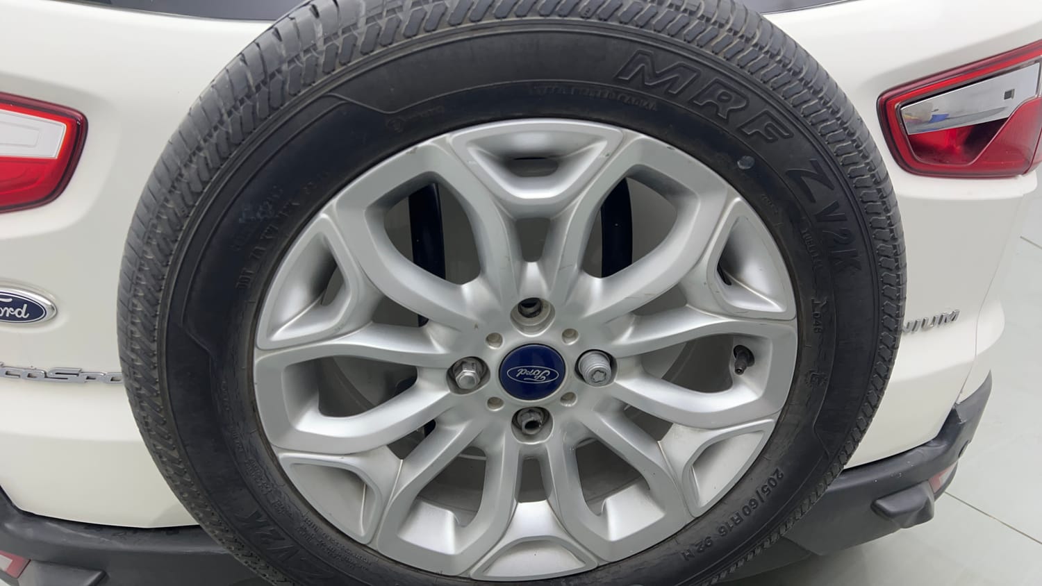 Used 2014 Ford EcoSport Titanium 1.0 Ecoboost (Opt) Petrol Manual tyres SPARE TYRE VIEW