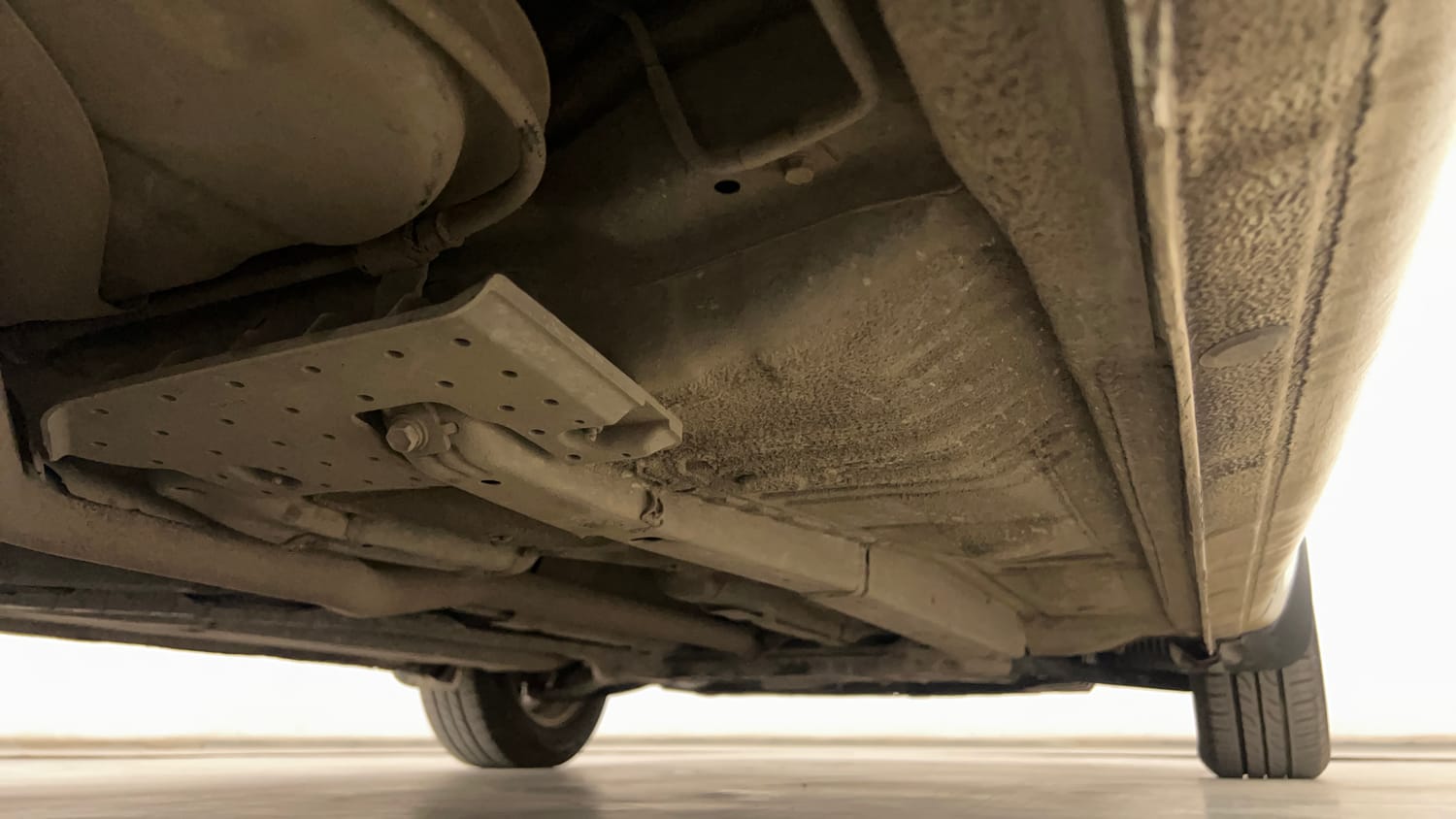 Used 2012 Hyundai i20 Asta 1.2 Petrol Manual extra REAR RIGHT UNDERBODY VIEW
