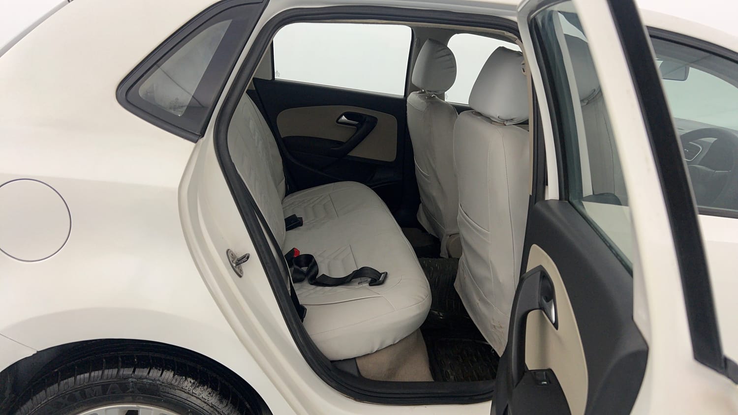 Used 2014 Volkswagen Polo Highline1.2L (P) Petrol Manual interior RIGHT SIDE REAR DOOR CABIN VIEW