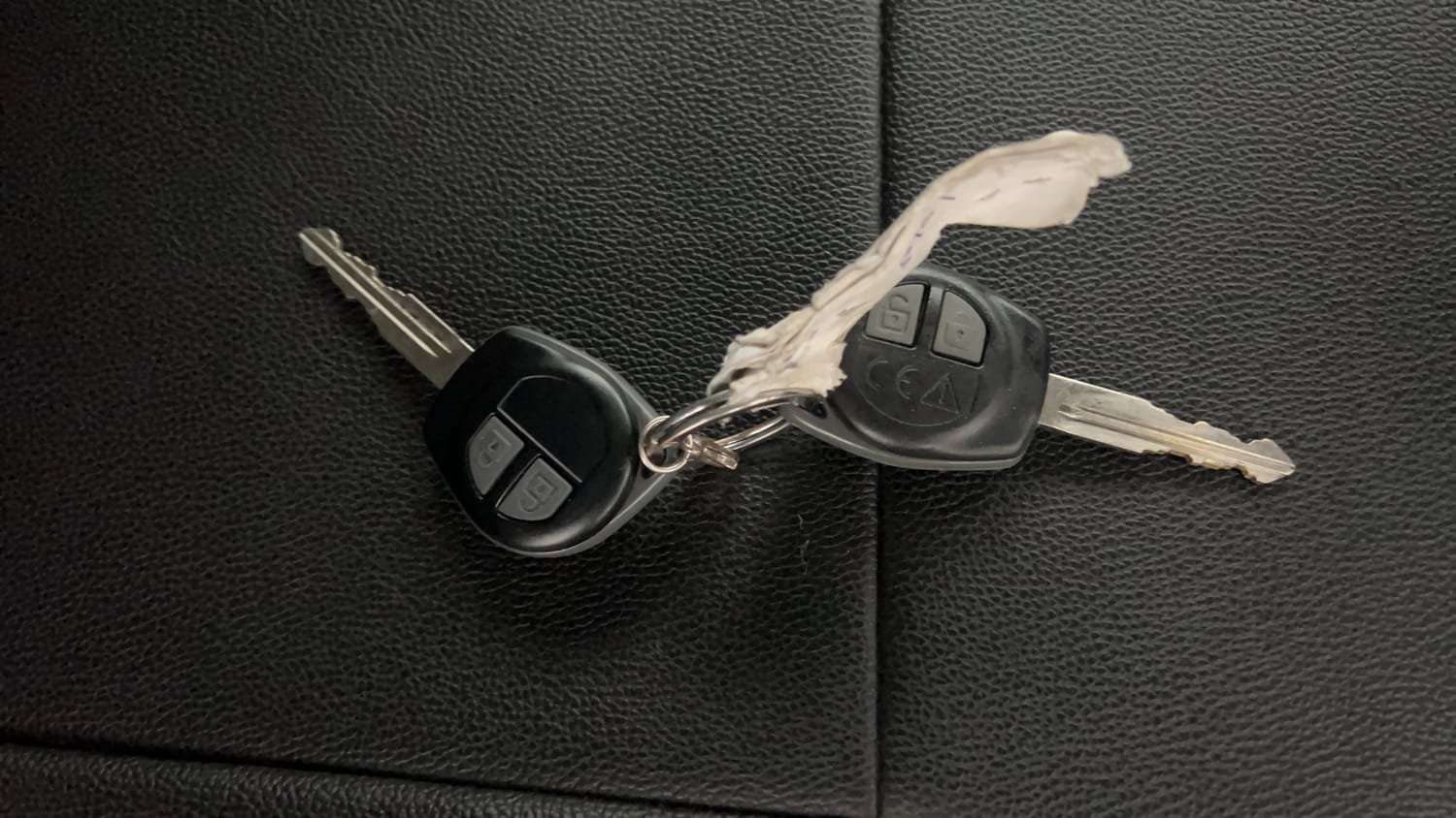 Used 2014 Maruti Suzuki Swift VXi Petrol Manual extra CAR KEY VIEW