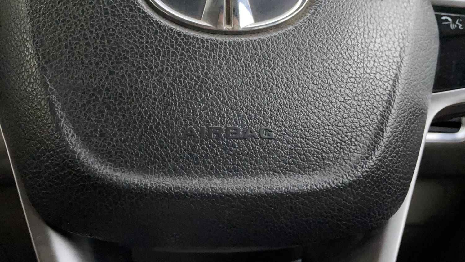 Used 2018 Tata Nexon XZ Plus Diesel Diesel Manual top_features Airbags