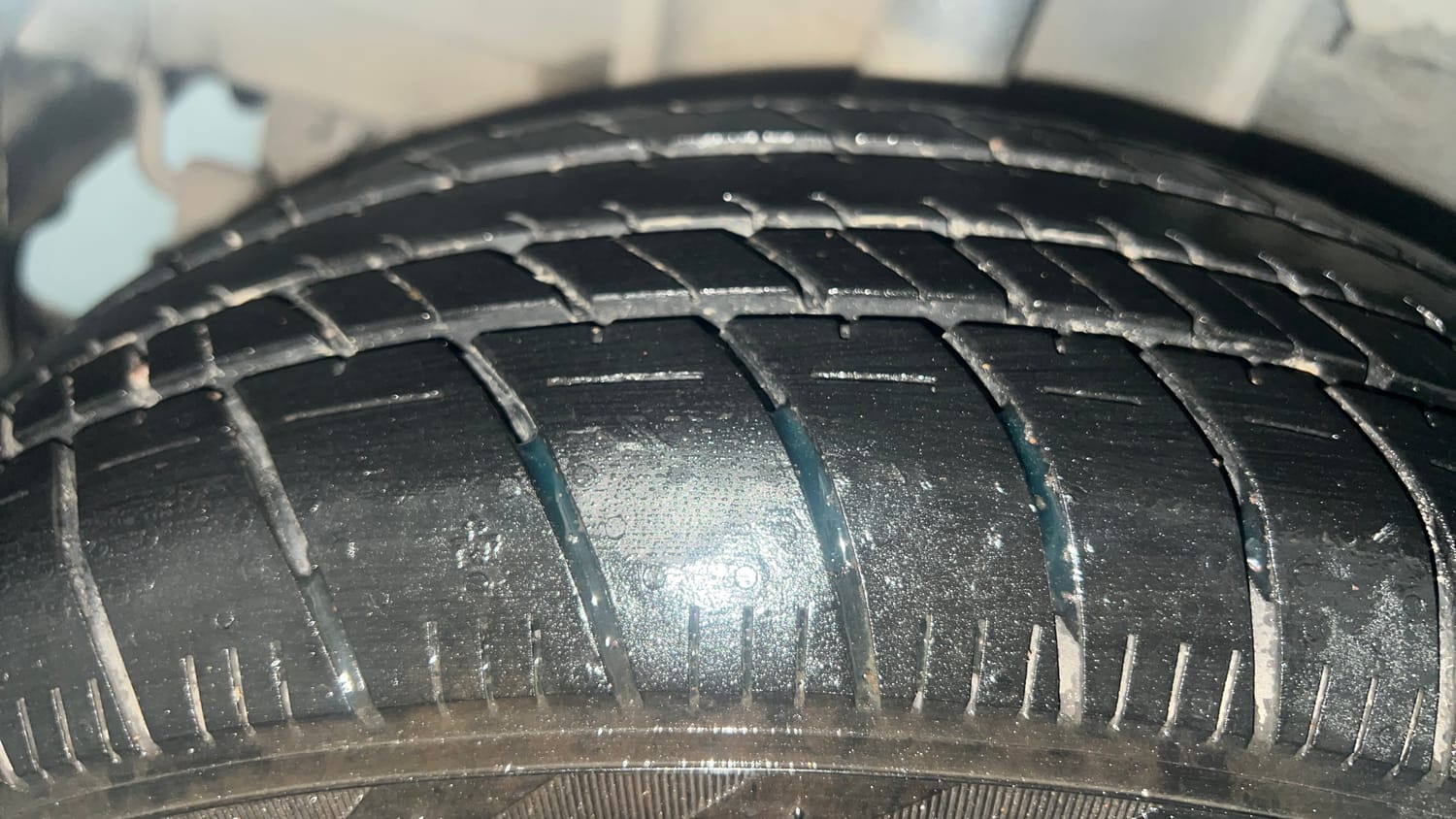 Used 2022 Tata Tiago XZ Petrol Manual tyres RIGHT REAR TYRE TREAD VIEW