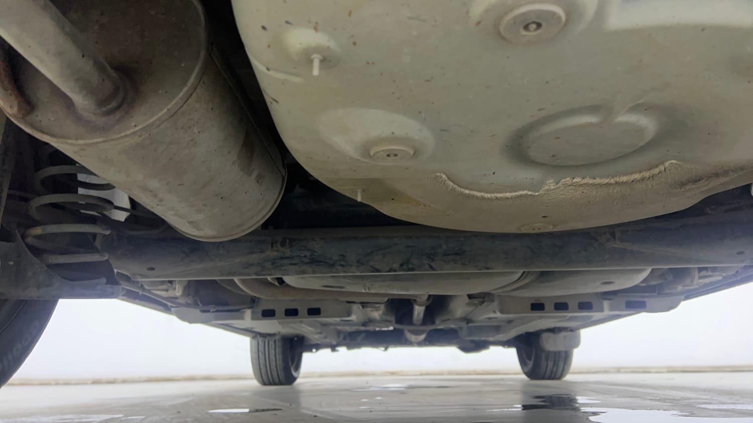 Used 2017 Volkswagen Polo Comfortline 1.2L (P) Petrol Manual extra REAR UNDERBODY VIEW (TAKEN FROM REAR)