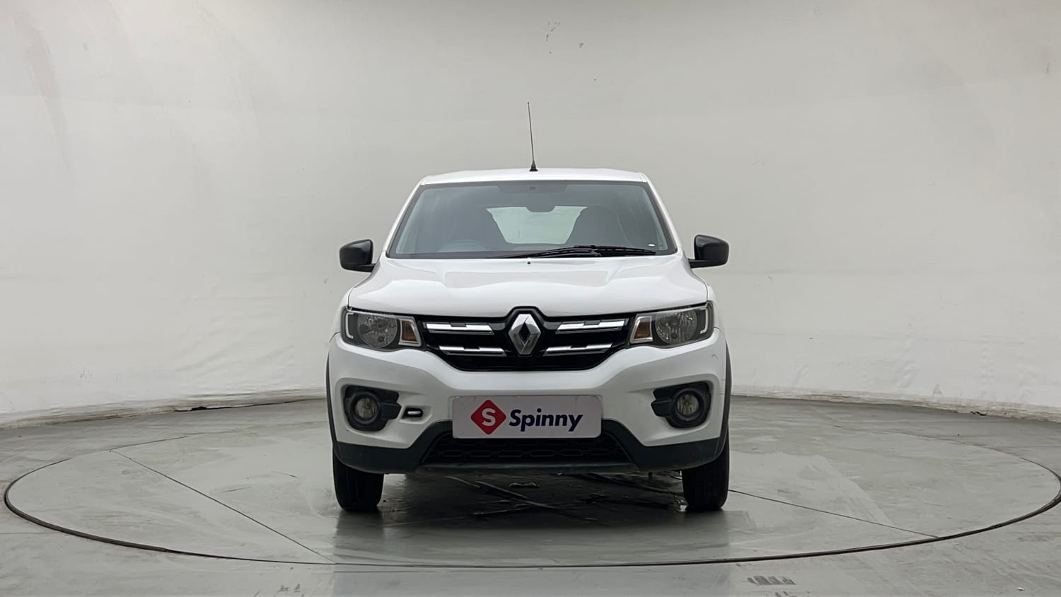 Used 2019 Renault Kwid RXT (O) 1.0 SCE Edition Petrol Manual exterior FRONT VIEW