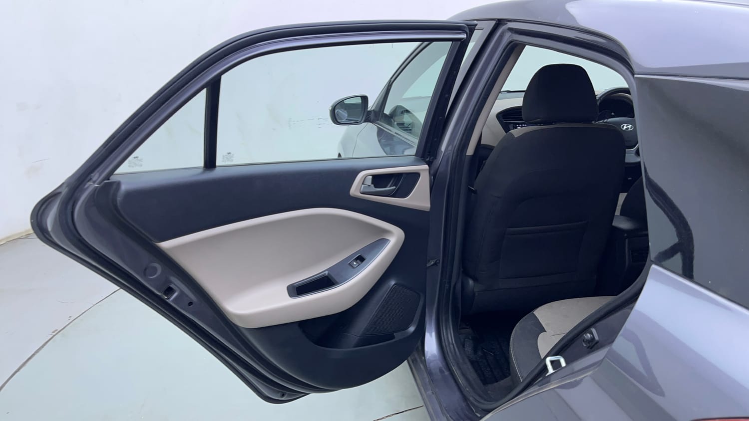 Used 2016 Hyundai Elite i20 Asta 1.2 Petrol Manual interior LEFT REAR DOOR OPEN VIEW