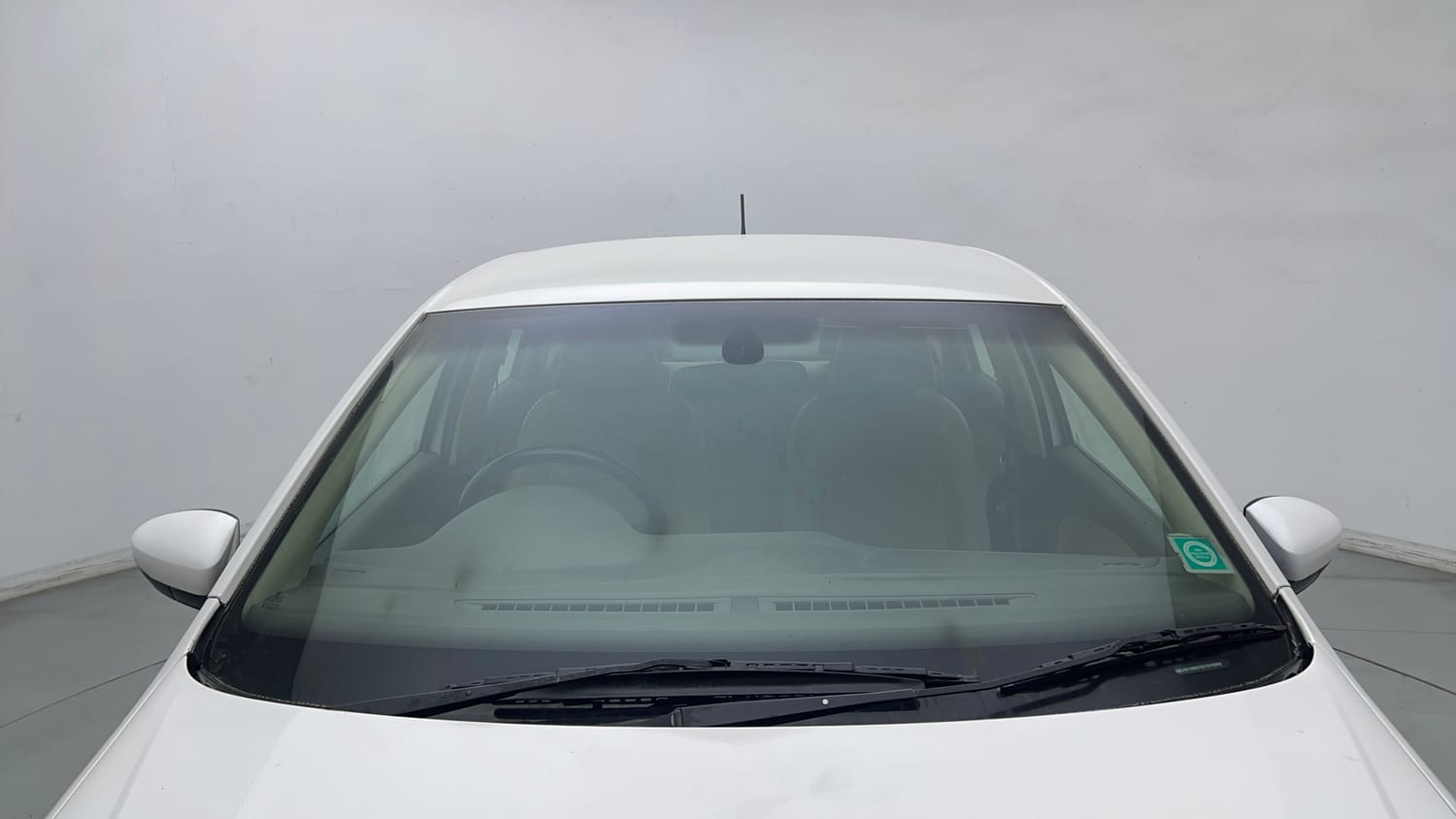 Used 2016 Volkswagen Vento Highline 1.2 (P) AT Petrol Automatic exterior FRONT WINDSHIELD VIEW