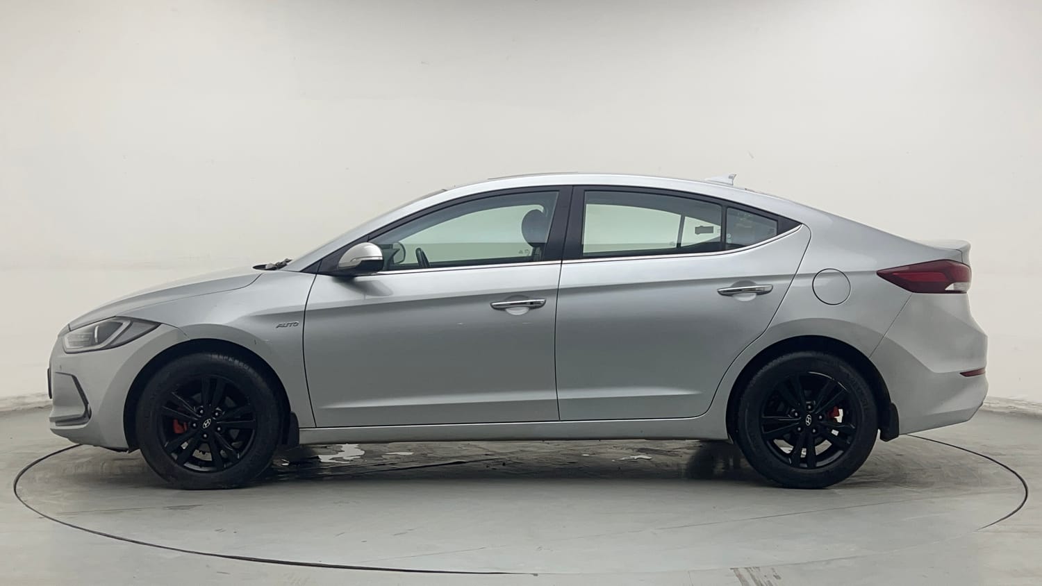 Used 2019 Hyundai Elantra 2.0 SX (O) AT Petrol Automatic exterior LEFT SIDE VIEW