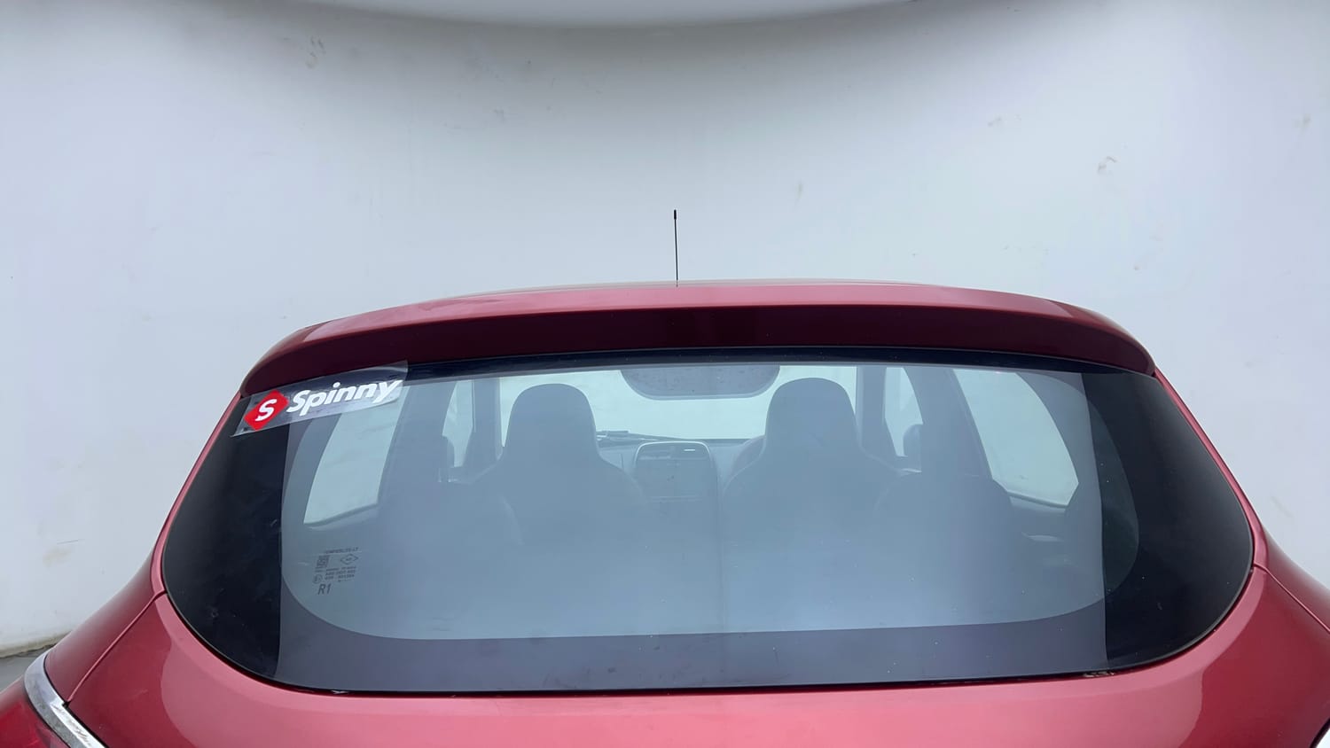Used 2018 Renault Kwid RXT (O) 1.0 SCE Edition Petrol Manual exterior BACK WINDSHIELD VIEW