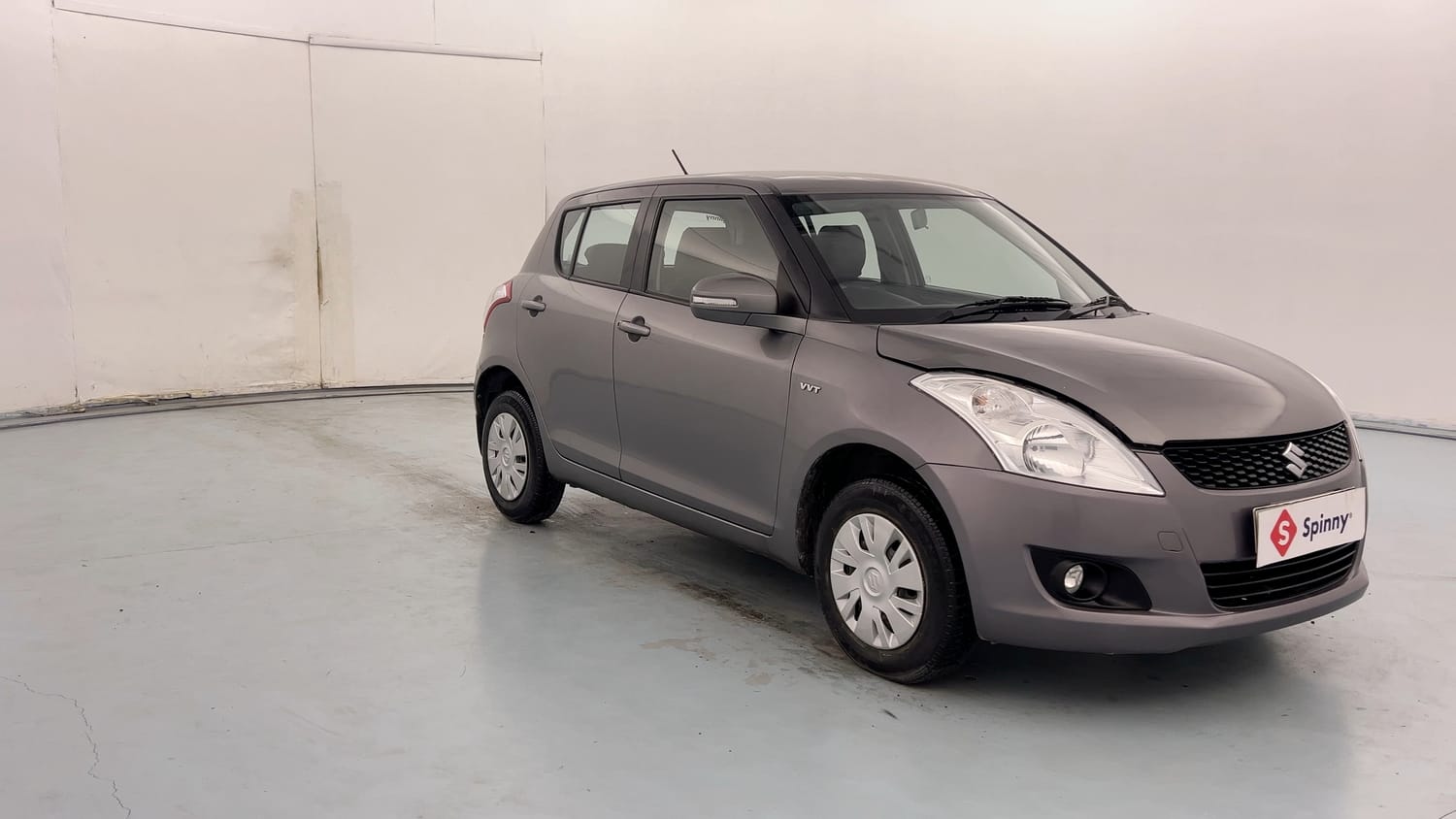 Used 2014 Maruti Suzuki Swift VXi Petrol Manual exterior RIGHT FRONT CORNER VIEW