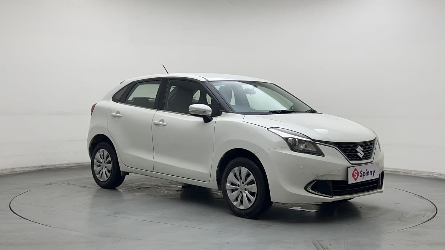 Used 2017 Maruti Suzuki Baleno Delta 1.2 Petrol Manual exterior RIGHT FRONT CORNER VIEW