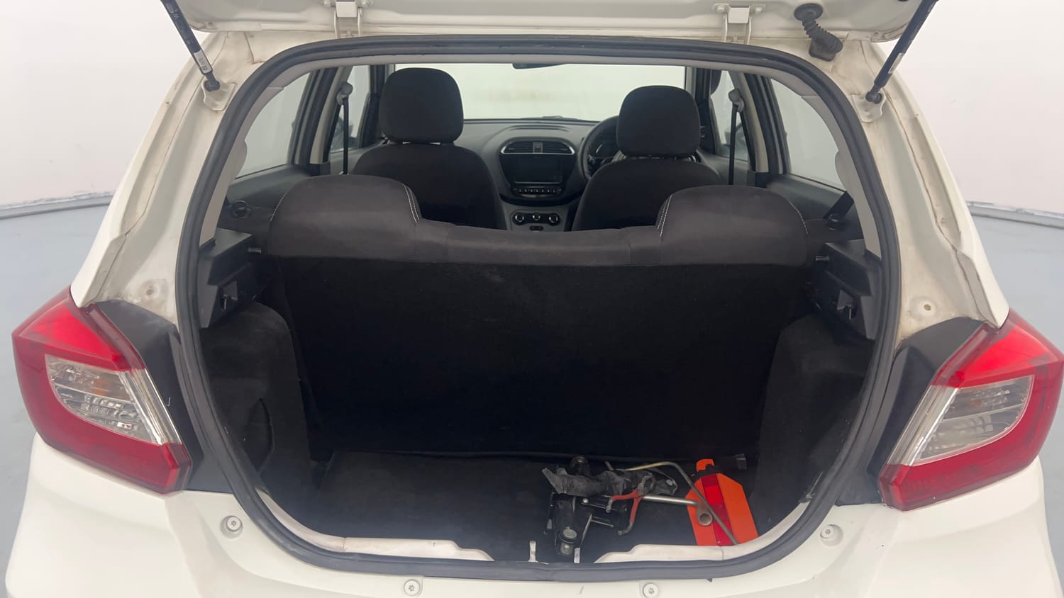 Used 2022 Tata Tiago XZ Petrol Manual interior DICKY INSIDE VIEW