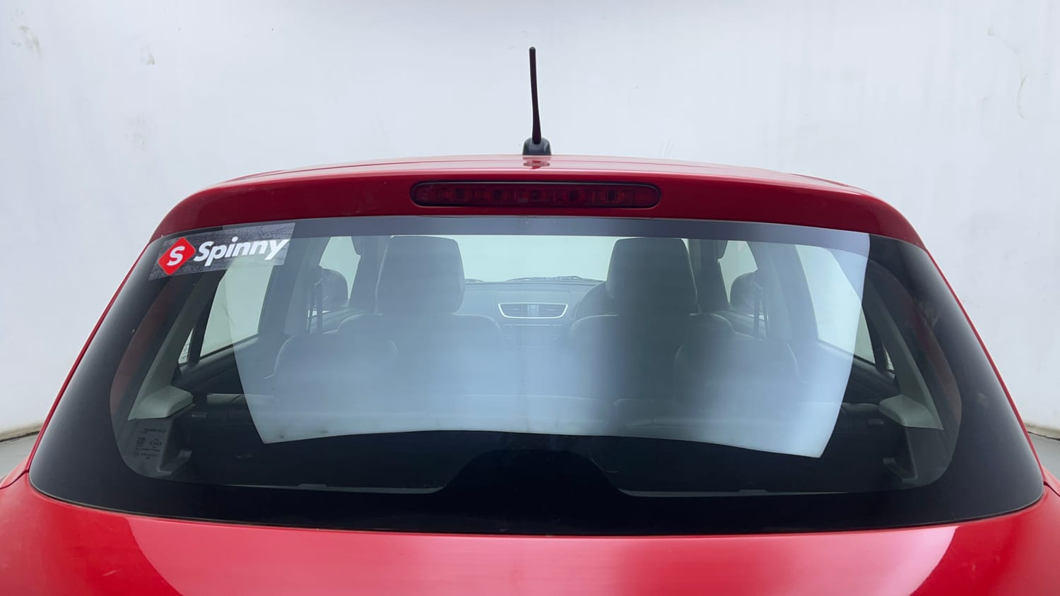 Used 2015 Maruti Suzuki Swift VXi Petrol Manual exterior BACK WINDSHIELD VIEW