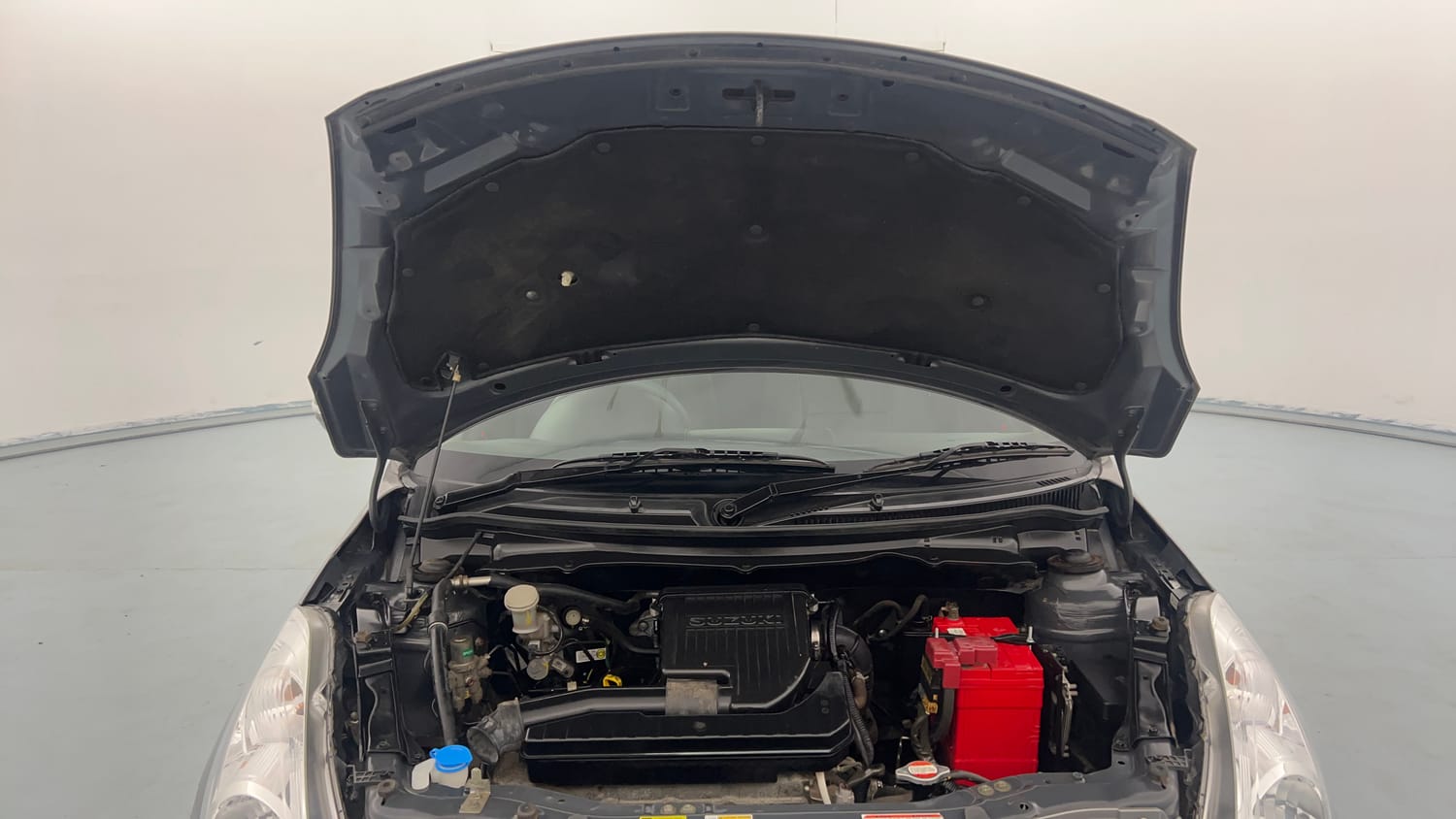 Used 2014 Maruti Suzuki Swift VXi Petrol Manual engine ENGINE & BONNET OPEN FRONT VIEW