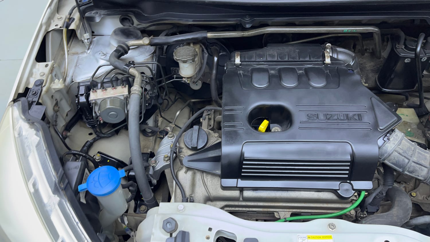 Used 2018 Maruti Suzuki Celerio ZXi (O) AMT Petrol Automatic engine ENGINE RIGHT SIDE VIEW